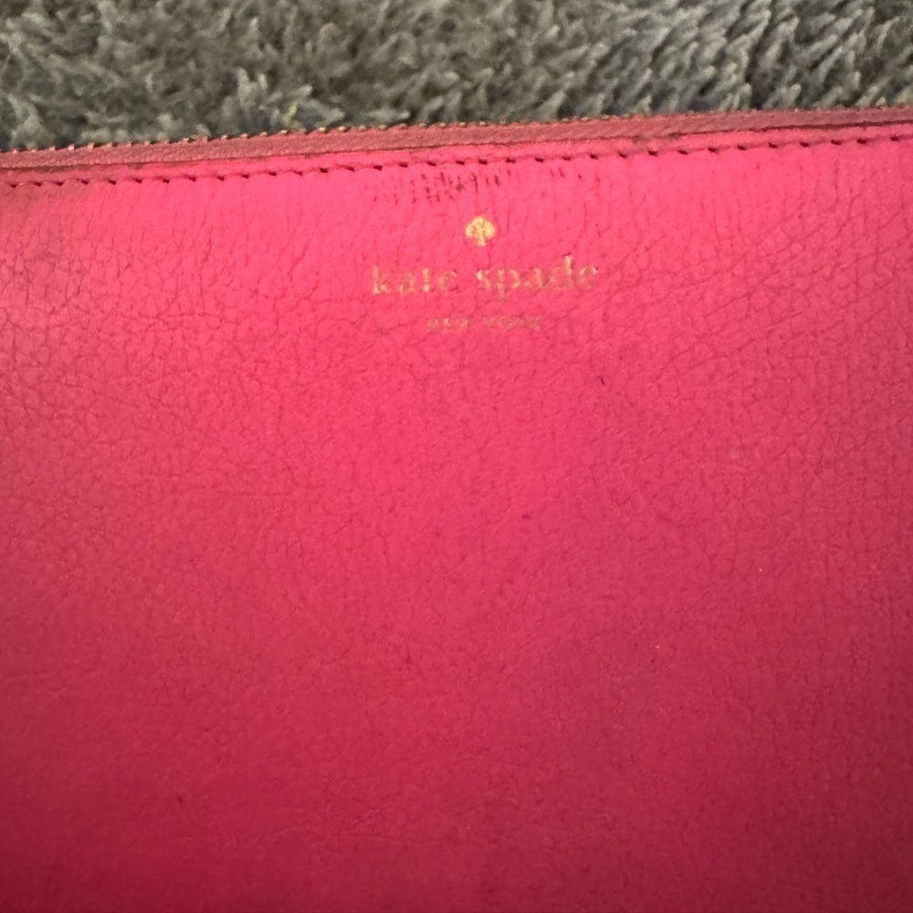 KATE SPADE Pink Zippy Wallet - Picture 10 of 15